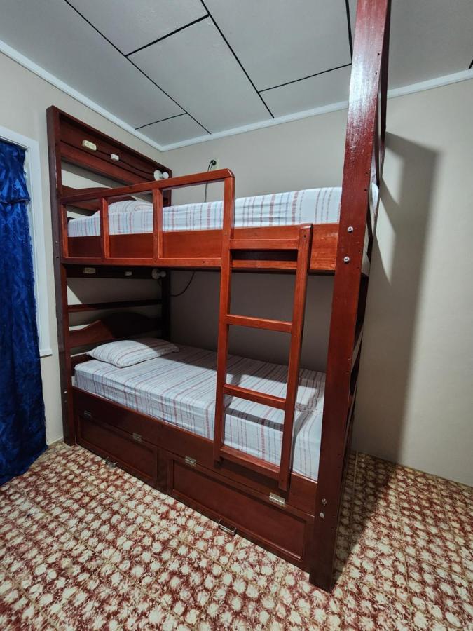 Fenix Hotel & Hostel 우틸라 외부 사진